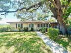 Home For Sale In Auburndale, Florida