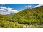 5395 Soco Road, Maggie Valley, NC 28751