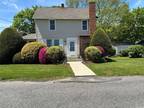 Flat For Rent In Center Moriches, New York