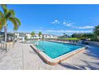 Condo For Sale In Fort Myers, Florida