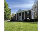 586 Fairwood Dr, Tallmadge, OH 44278