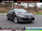 2016 Volkswagen e-Golf SE Hatchback Sedan 4D