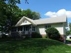 Home For Sale In Oakland City, Indiana