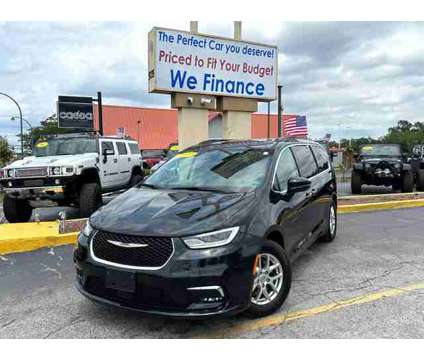 2022 Chrysler Pacifica for sale is a Black 2022 Chrysler Pacifica Car for Sale in Orlando FL