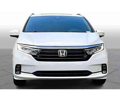 2021UsedHondaUsedOdyssey is a Silver, White 2021 Honda Odyssey Car for Sale in Bluffton SC