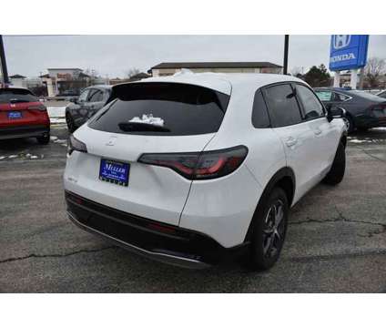 2025 Honda HR-V EX-L is a Silver, White 2025 Honda HR-V EX Car for Sale in Gurnee IL