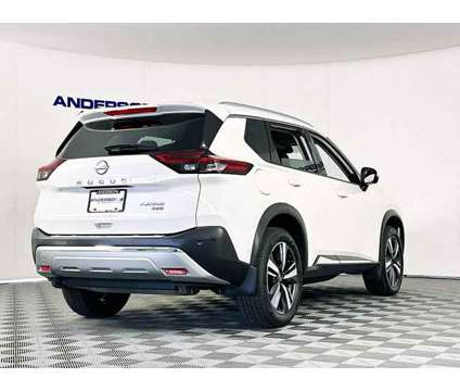 2022 Nissan Rogue Platinum AWD is a White 2022 Nissan Rogue Car for Sale in Rockford IL
