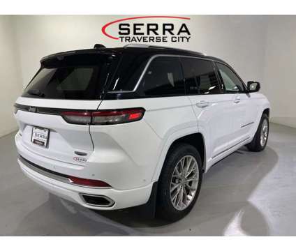 2023 Jeep Grand Cherokee Summit is a White 2023 Jeep grand cherokee Summit Car for Sale in Traverse City MI