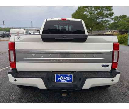 2022 Ford Super Duty F-350 DRW Platinum is a White 2022 Ford Car for Sale in Winder GA