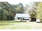 4-bedroom Single Family Home for Rent/Sale/OF in Silsbee TX!