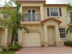 Fabulous 3 Bedrooms and 2 Baths Townhouse in Kendall, FL.!!!
