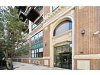 Condo For Sale In Chicago, Illinois