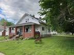 Home For Sale In Findlay, Illinois