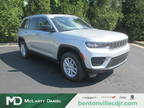 2024 Jeep grand cherokee Silver, new