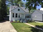 Home For Sale In Harper Woods, Michigan