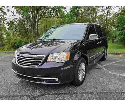 2015 Chrysler Town &amp; Country for sale is a Black 2015 Chrysler town &amp; country Car for Sale in Louisville KY