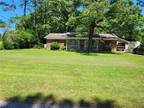 Home For Sale In Semmes, Alabama