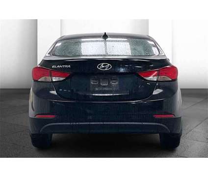 2016 Hyundai Elantra SE is a Black 2016 Hyundai Elantra SE Sedan in Fredericksburg VA