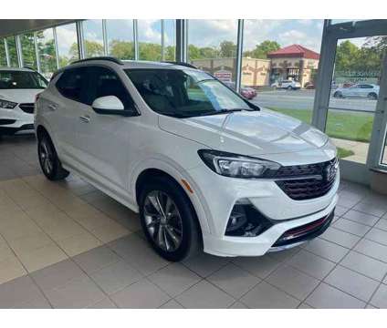 2022 Buick Encore GX Preferred FWD, 1 OWN, SUV is a White 2022 Buick Encore Preferred SUV in Westland MI