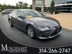 2021 Lexus ES 300h