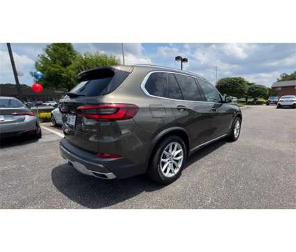 2021 BMW X5 xDrive40i is a Green 2021 BMW X5 4.8is Car for Sale in Newport News VA