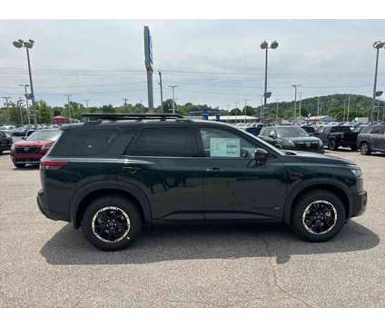 2024 Nissan Pathfinder Rock Creek is a Black, Green 2024 Nissan Pathfinder SUV in Saint Albans WV