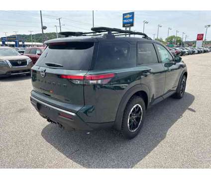 2024 Nissan Pathfinder Rock Creek is a Black, Green 2024 Nissan Pathfinder SUV in Saint Albans WV