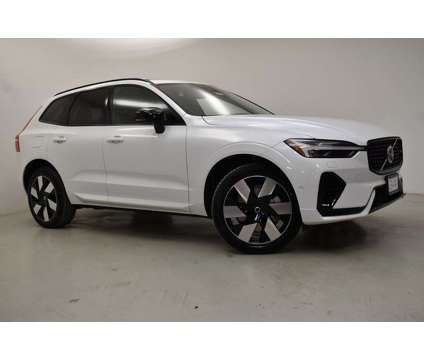 2024 Volvo XC60 Recharge Plug-In Hybrid Ultimate is a White 2024 Volvo XC60 3.2 Trim Hybrid in Oak Park IL