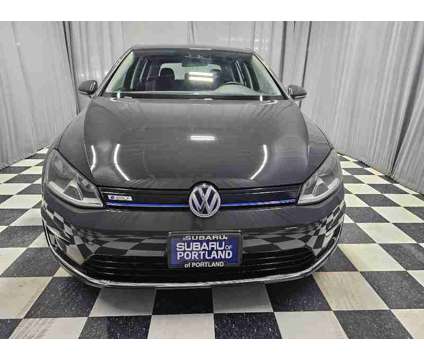 2016 Volkswagen e-Golf SE is a Grey 2016 Volkswagen e-Golf SE Hatchback in Portland OR