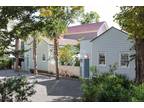 4 bedroom cottage in beautiful downtown Charleston