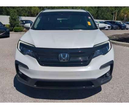 2021 Honda Pilot AWD Special Edition is a Silver, White 2021 Honda Pilot SUV in Bradenton FL