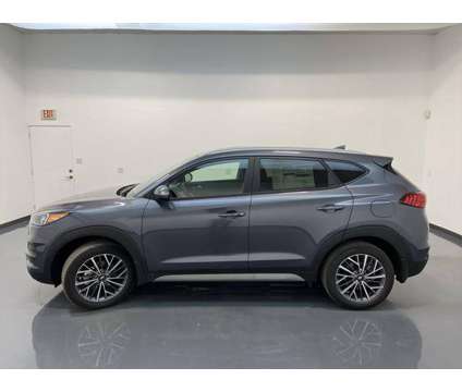 2021 Hyundai Tucson SEL is a 2021 Hyundai Tucson SUV in Waterloo IA