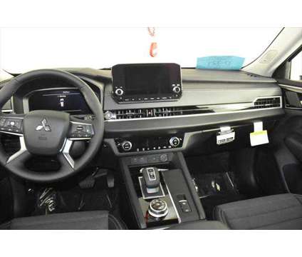 2024 Mitsubishi Outlander SE 2.5 S-AWC is a White 2024 Mitsubishi Outlander SE SUV in Sioux Falls SD