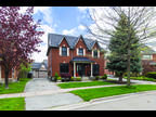 Mississauga 5BR 3.5BA, Tucked away on a tranquil cul-de-sac