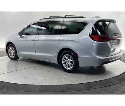 2022 Chrysler Pacifica Touring L is a Silver 2022 Chrysler Pacifica Touring Van in Saint George UT