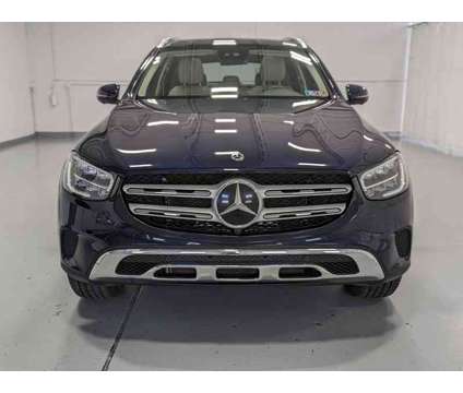 2022UsedMercedes-BenzUsedGLCUsed4MATIC SUV is a Blue 2022 Mercedes-Benz G SUV