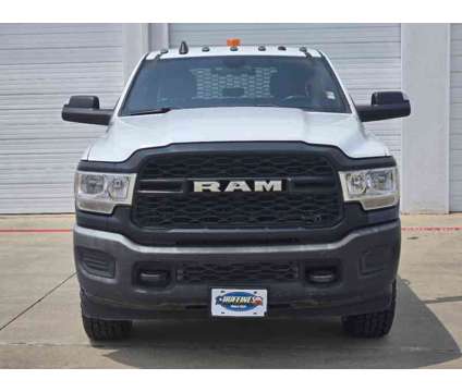 2022UsedRamUsed2500 is a White 2022 RAM 2500 Model Car for Sale in Lewisville TX