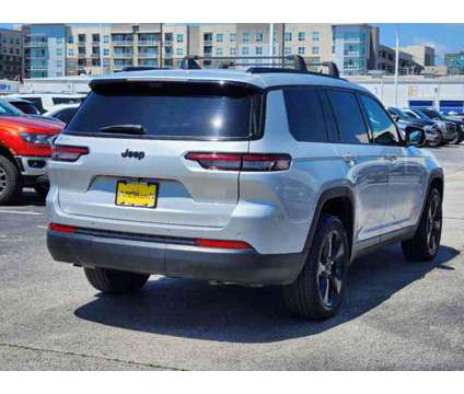 2022 Jeep Grand Cherokee L Limited is a Silver 2022 Jeep grand cherokee Car for Sale in Houston TX