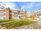 The Moorlands, Leeds, LS17 1 bed apartment for sale -