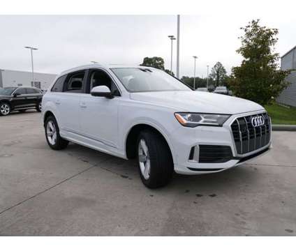 2023 Audi Q7 Premium is a White 2023 Audi Q7 3.6 Trim Car for Sale in Baton Rouge LA