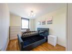 2 bed flat to rent in High Street, SM1, Sutton