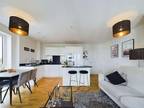 2 bed flat for sale in Greenwich High Road, SE10, London