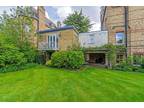 2 bed house for sale in The Lodge, TW1, Twickenham