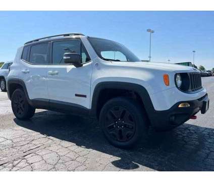 2018 Jeep Renegade Trailhawk is a White 2018 Jeep Renegade Trailhawk Car for Sale in Pataskala OH