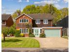 4 bedroom detached house for sale in Claygate Avenue, Harpenden, AL5