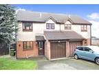 3 bedroom semi-detached house for sale in Windmill Heights, Billericay, CM12