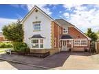 5 bedroom detached house for sale in Henley Close, Maidenbower