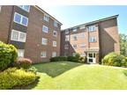 3+ bedroom flat/apartment for sale in Somers Close, Reigate, Surrey, RH2