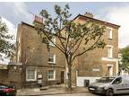 Flat to rent in Heyford Avenue, London, SW8 (Ref 224411)