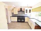 5+ bedroom house to rent in Moray Way, Romford, Havering, RM1